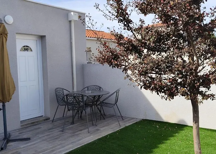 Independant En Rdc Chez Cyril Et Steph Apartment